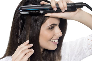 Как накрутить волосы утюжком и сохранить свежесть
