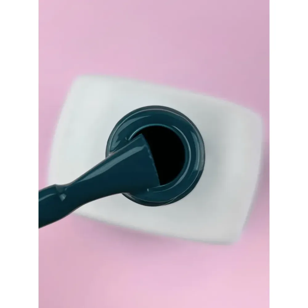 Гель-лак Luna Color Gel 118 насыщенный изумрудно-зеленый 8 мл Гель-лак Luna Color Gel 118 насыщенный изумрудно-зеленый 8 мл