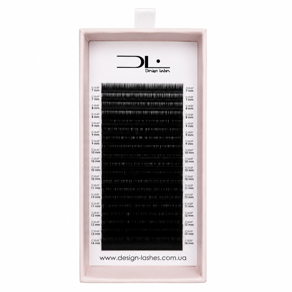 Ресницы Design Lashes Deep Black C 0.07 (20 рядов: 7-14 мм) черные