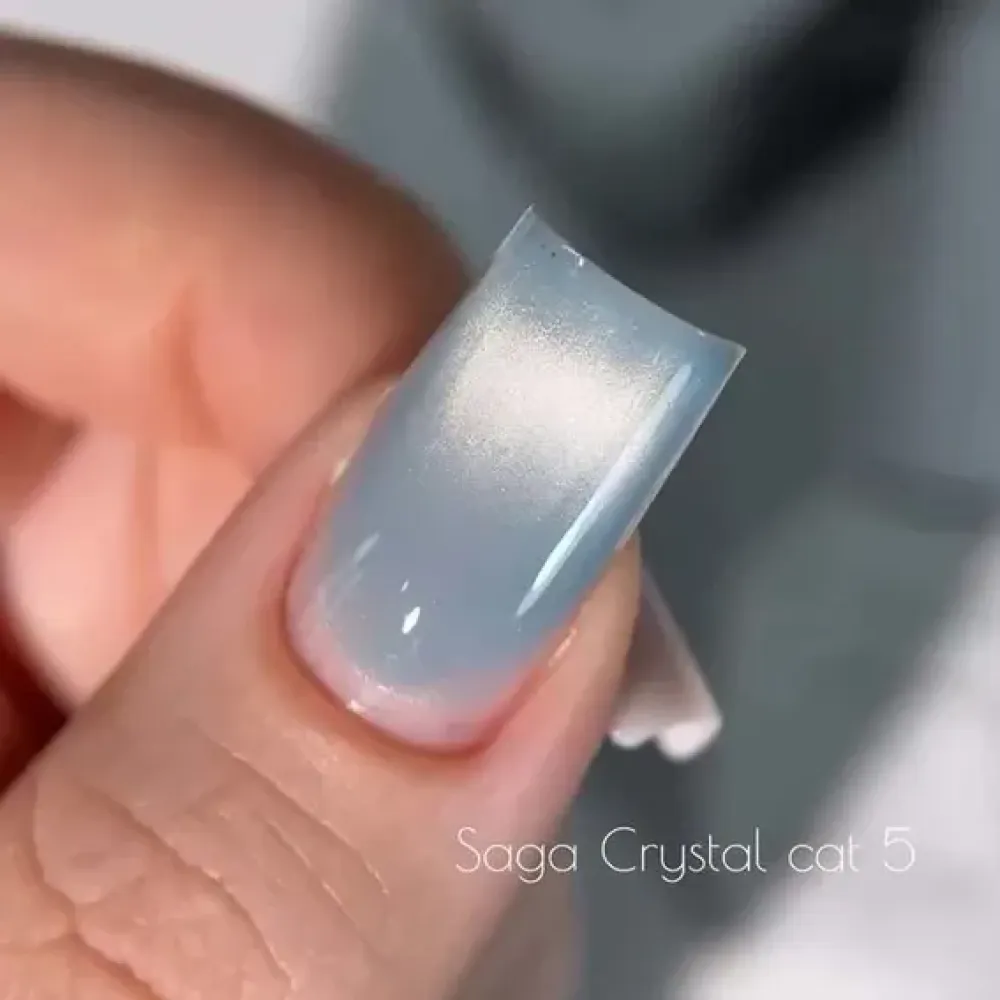 Гель-лак Saga Professional Cat Crystal 05 голубой Бриджертон 10 мл Гель-лак Saga Professional Cat Crystal 05 голубой Бриджертон 10 мл