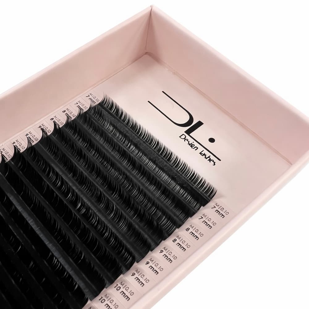 Ресницы Design Lashes Deep Black M 0.10 (20 рядов: 7-14 мм) черные