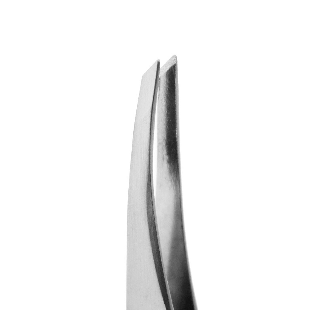 Пинцет для бровей ZOLA Professional Tweezers Beveled New Silver скошенные кромки цвет серебро