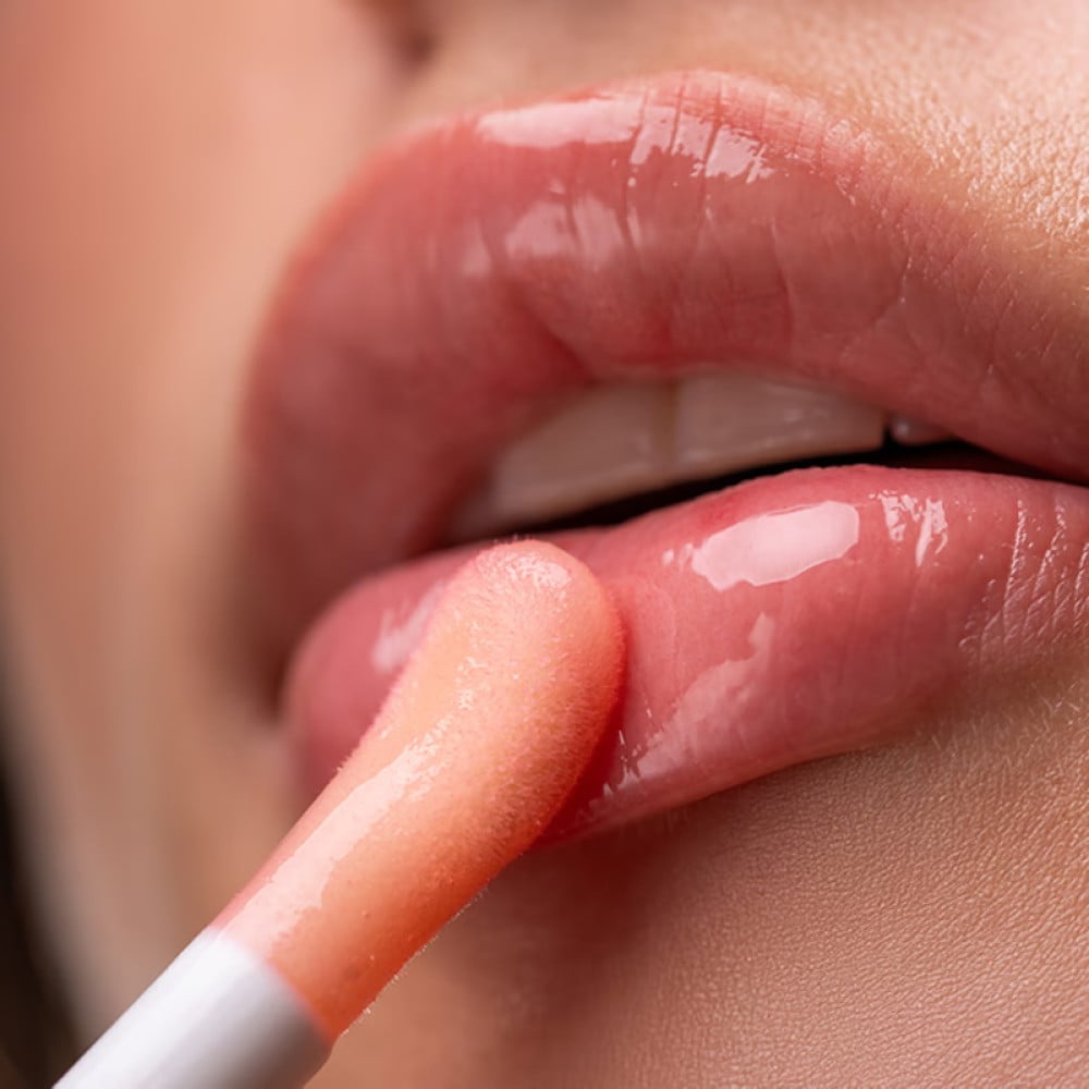 Олійка для губ ZOLA Lip Oil Bubblegum 7 мл