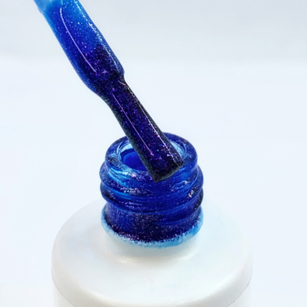 База-хамелеон цветная Adore Professional Aura Base 09 с микроблеском. синий индиго. 8 мл