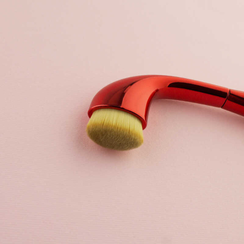 Кисть для макияжа Salon Professional 5. искусственный ворс. цвет красный