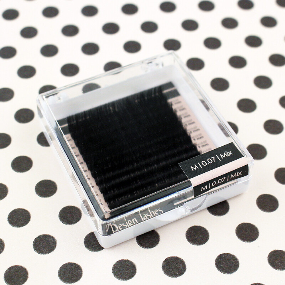 Вії Design Lashes M 0.07 (10 рядів: 7-12 мм). чорні