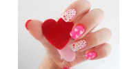 «Сердечная» love-story на твоих ногтях: маникюр на День святого Валентина